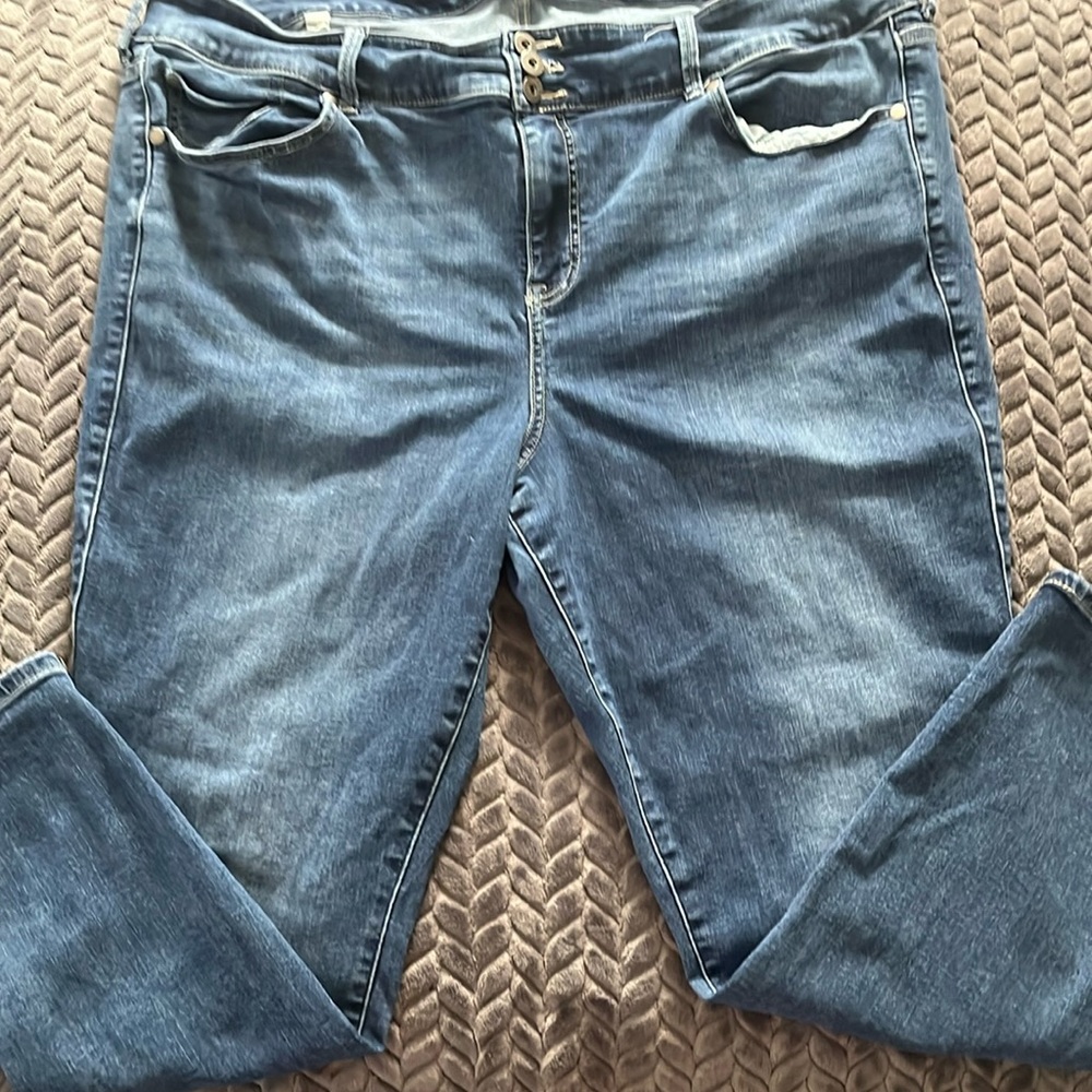 Women’s denim jeans